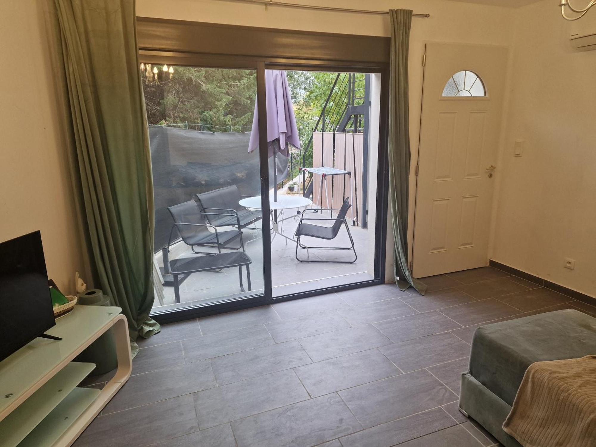 Havre De Repos Villa Ribaute-les-Tavernes Bilik gambar